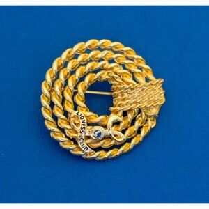 Vintage Golden Lioness Club Brooch - D30